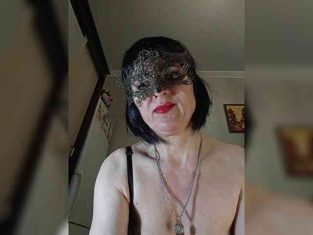 Lilya18 webcam