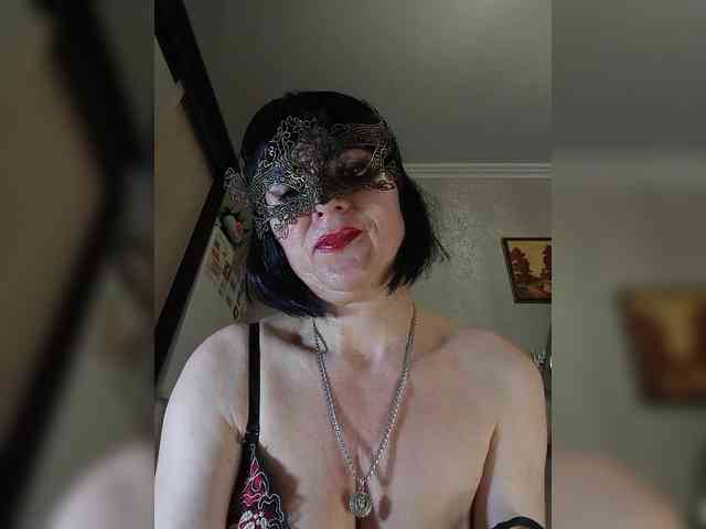 Lilya18 webcam