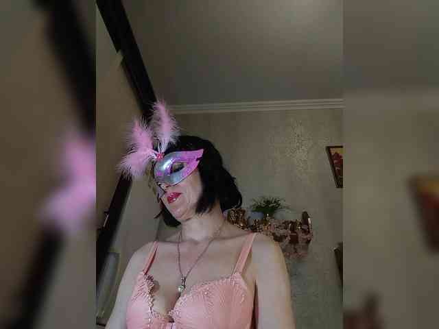 Lilya18 webcam