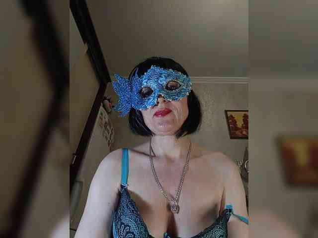 Lilya18 webcam