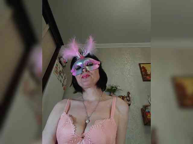 Lilya18 webcam