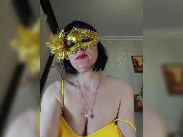 Lilya18 webcam