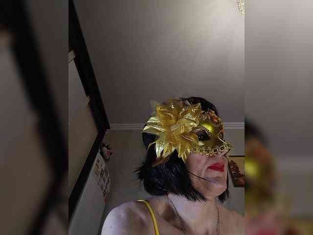 Lilya18 webcam