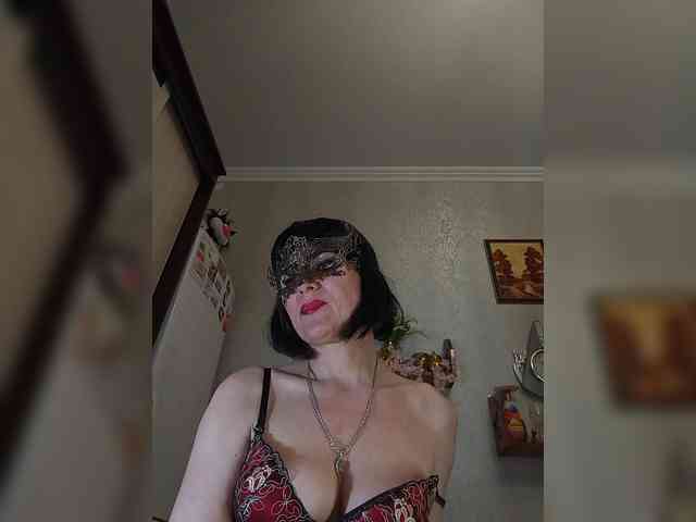 Lilya18 webcam