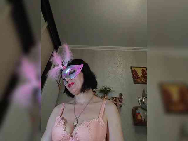 Lilya18 webcam