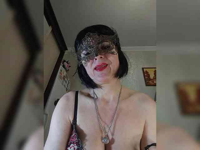 Lilya18 webcam
