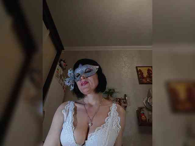 Lilya18 webcam
