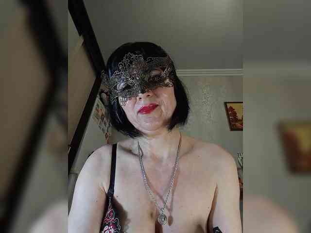 Lilya18 webcam
