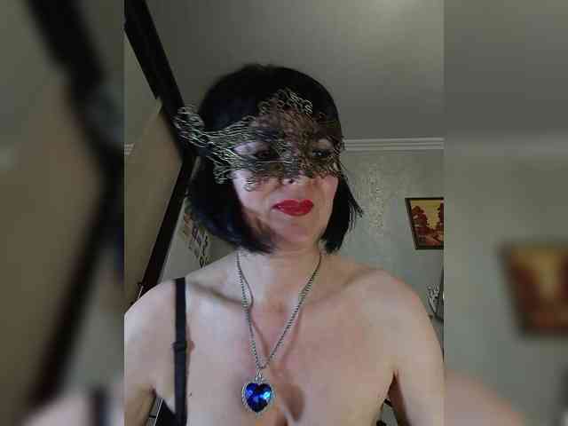 Lilya18 webcam