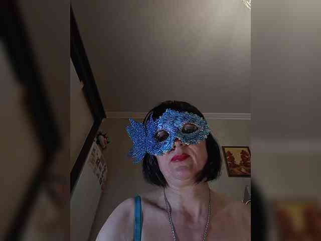 Lilya18 webcam