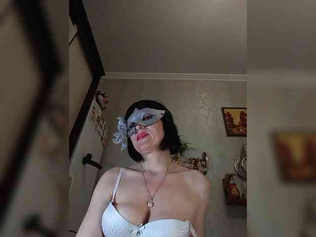 Lilya18 webcam