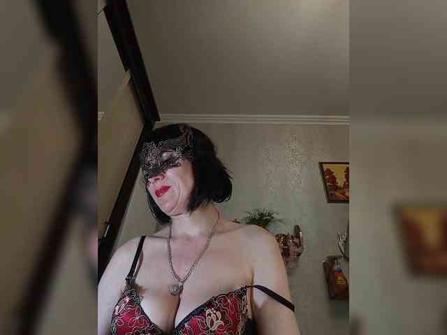 Lilya18 webcam