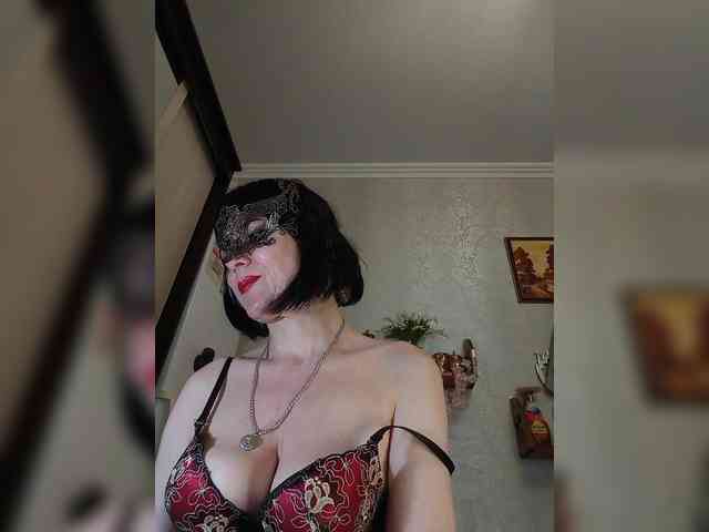 Lilya18 webcam