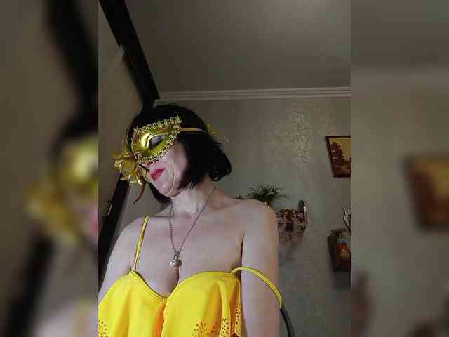 Lilya18 webcam