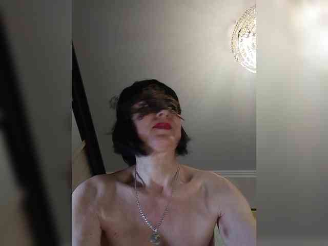 Lilya18 webcam
