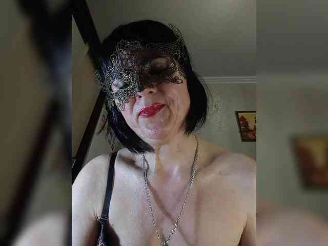 Lilya18 webcam