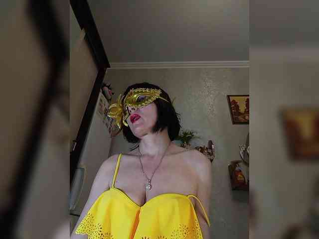 Lilya18 webcam