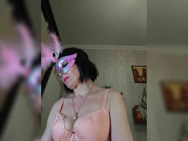 Lilya18 webcam