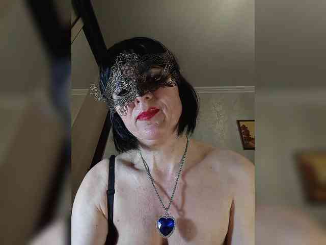 Lilya18 webcam