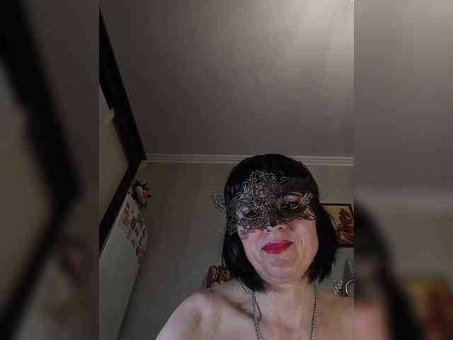 Lilya18 webcam