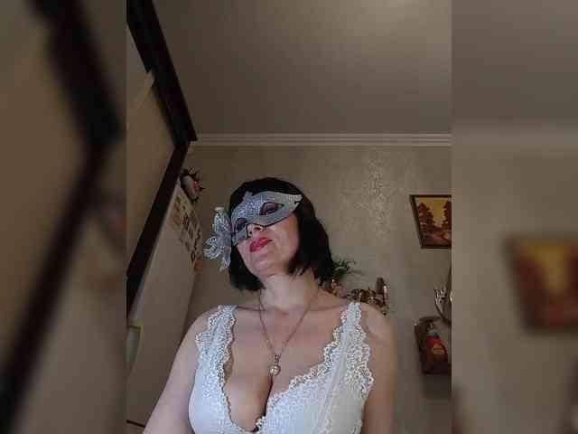 Lilya18 webcam