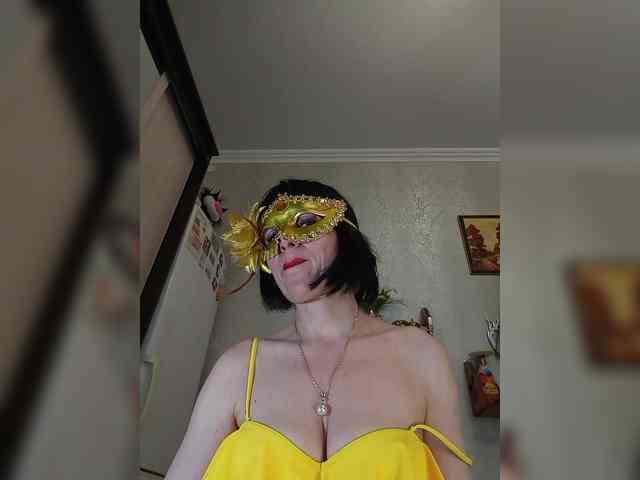Lilya18 webcam