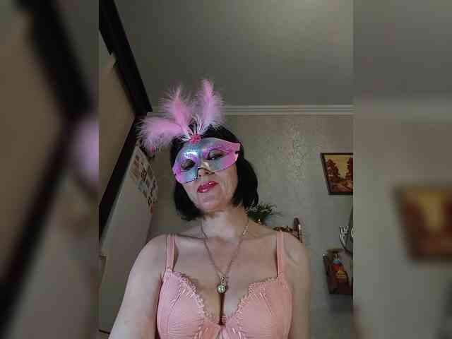 Lilya18 webcam