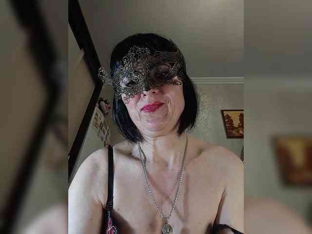 Lilya18 webcam