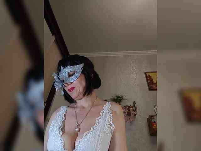 Lilya18 webcam