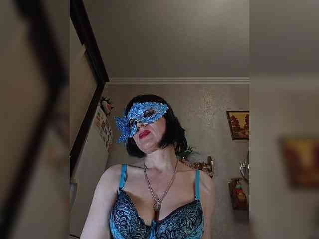 Lilya18 webcam