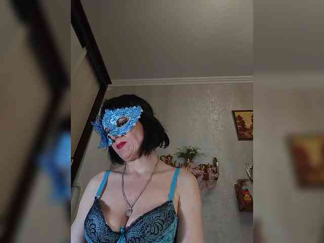 Lilya18 webcam