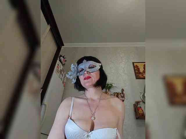 Lilya18 webcam