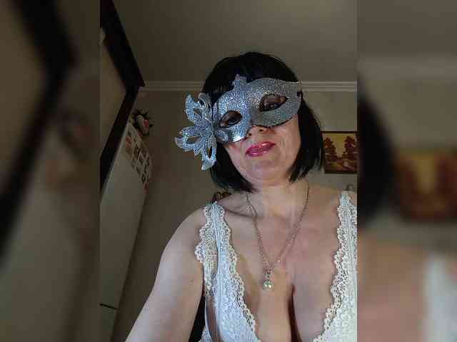 Lilya18 webcam