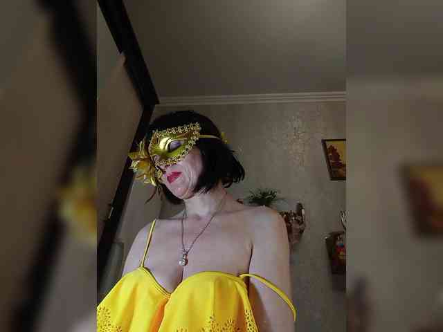 Lilya18 webcam
