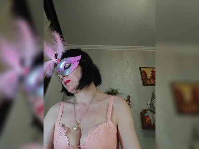Lilya18 webcam