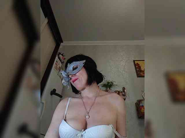 Lilya18 webcam