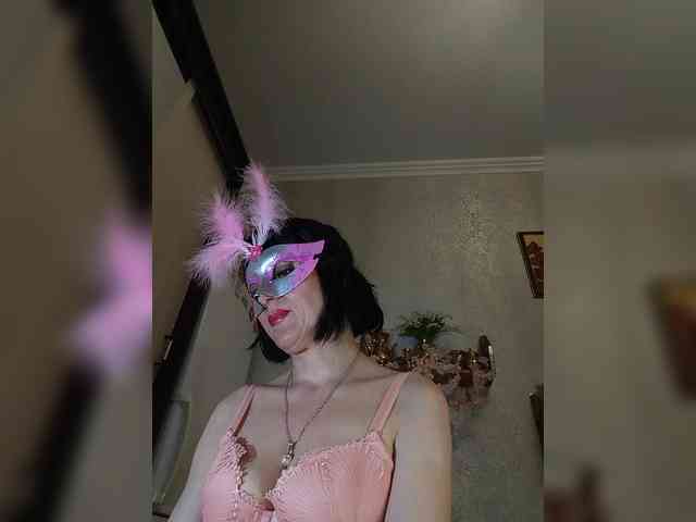 Lilya18 webcam