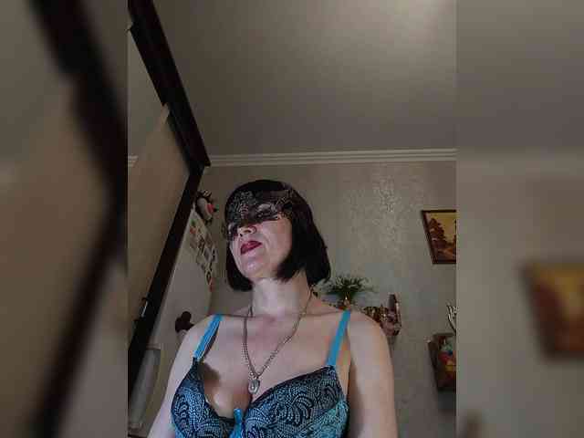 Lilya18 webcam