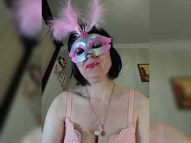 Lilya18 webcam