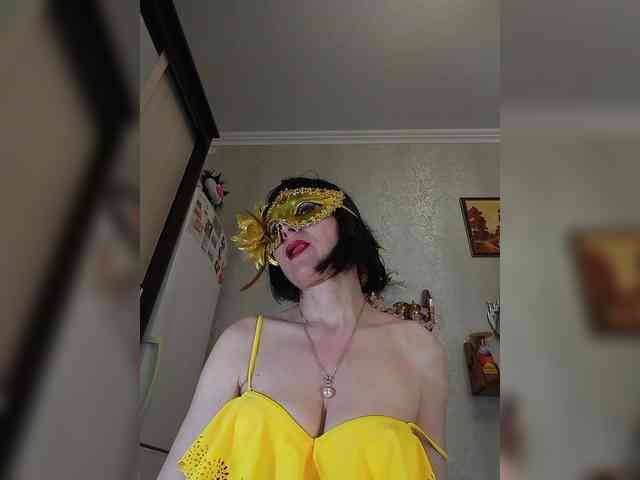 Lilya18 webcam