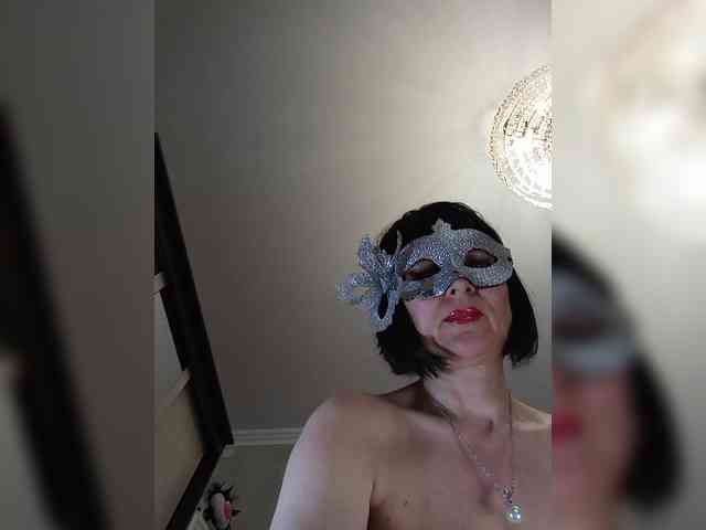 Lilya18 webcam