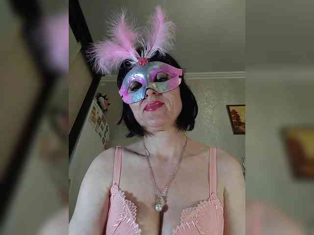 Lilya18 webcam