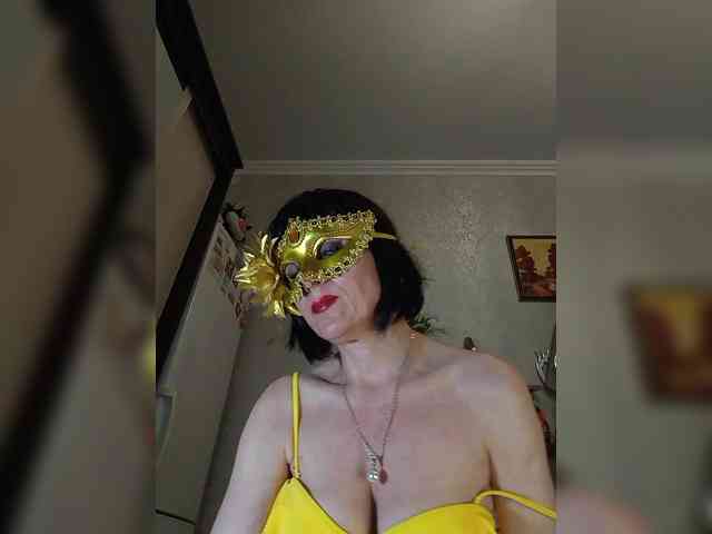 Lilya18 webcam