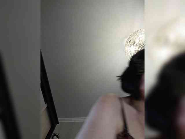 Lilya18 webcam