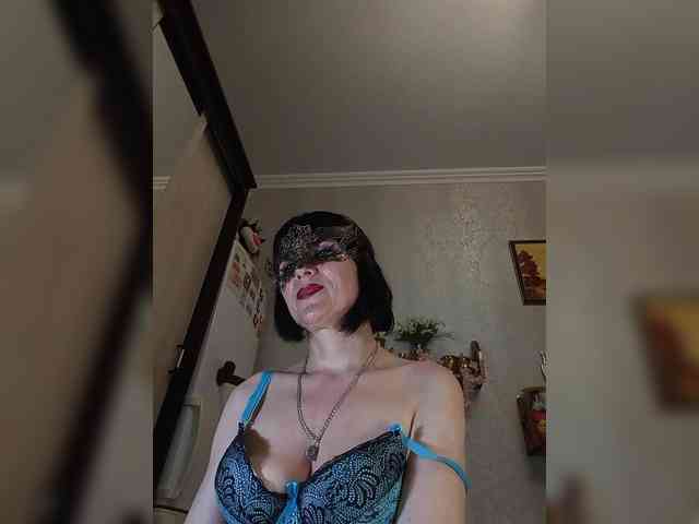Lilya18 webcam