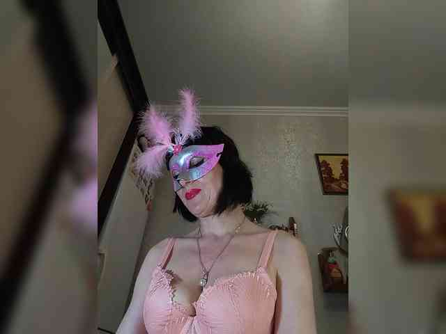 Lilya18 webcam