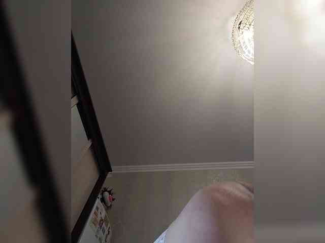 Lilya18 webcam