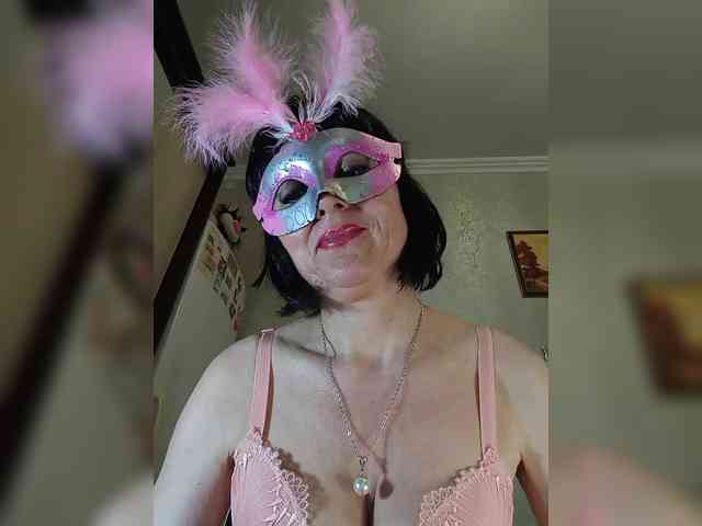 Lilya18 webcam
