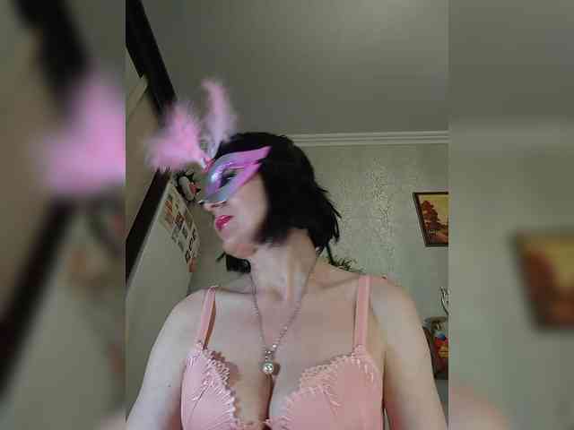 Lilya18 webcam