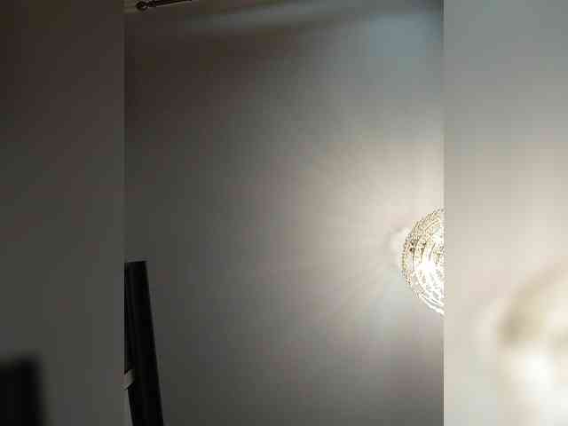 Lilya18 webcam